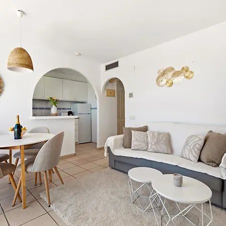 Casa Bellevue, Pools, Terrace, Views كاليبي