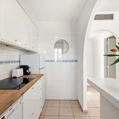 Casa Bellevue, Pools, Terrace, Views شقة *