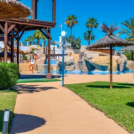 شقة Casa Bellevue, Pools, Terrace, Views كاليبي